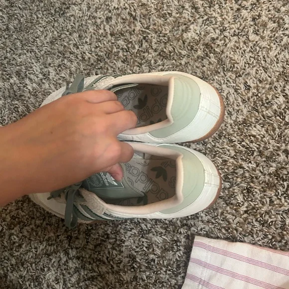 Adidas Samba White and Green Sneakers - Picture 4 of 4
